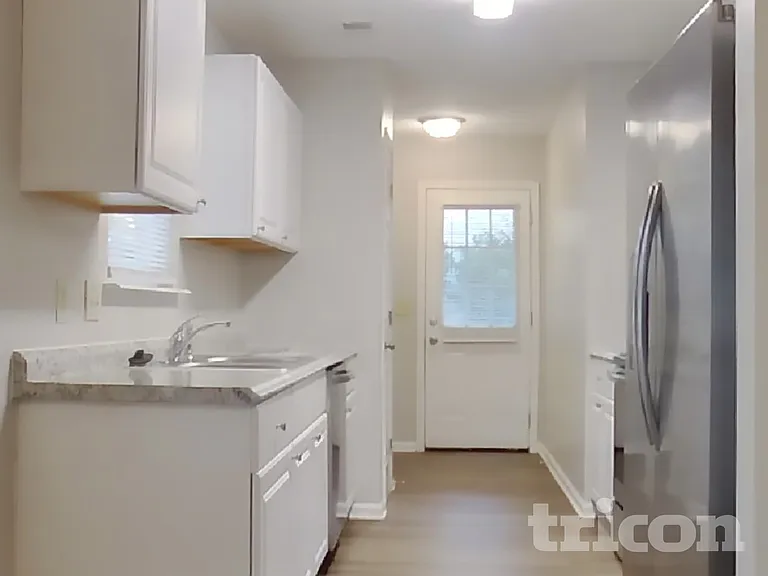 14 Iron Spot Cir — Photo 7