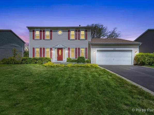 650 Auburn Ct, Crystal Lake, IL 60014