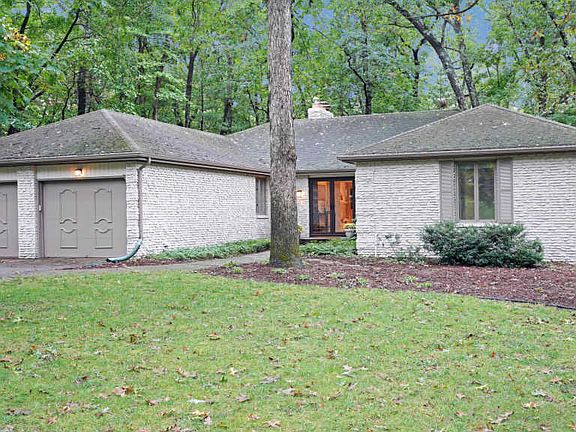 2nd image of 7410 Shadowbrook Ct SE