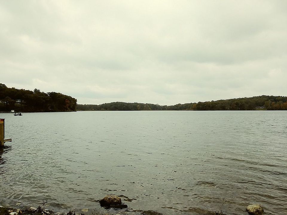 1st image of Forest Shore Dr #16