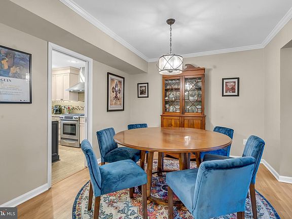 5th image of 5922 Munson Ct