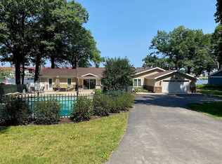 1920 Lake Trail Dr, Delavan, WI 53115