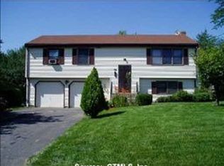 109 Colton St, Windsor, CT 06095