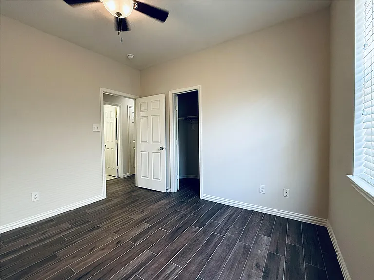 5222 Hanneck Valley Ln — Photo 29
