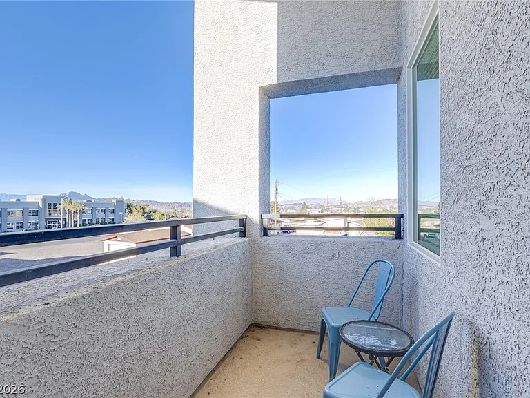 145 Aqua Commons Ln — Photo 16