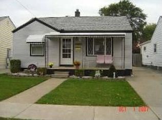 12113 Irene St, Southgate, MI 48195