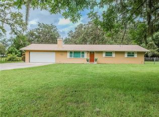 9535 Lakeview Dr, New Port Richey, FL 34654