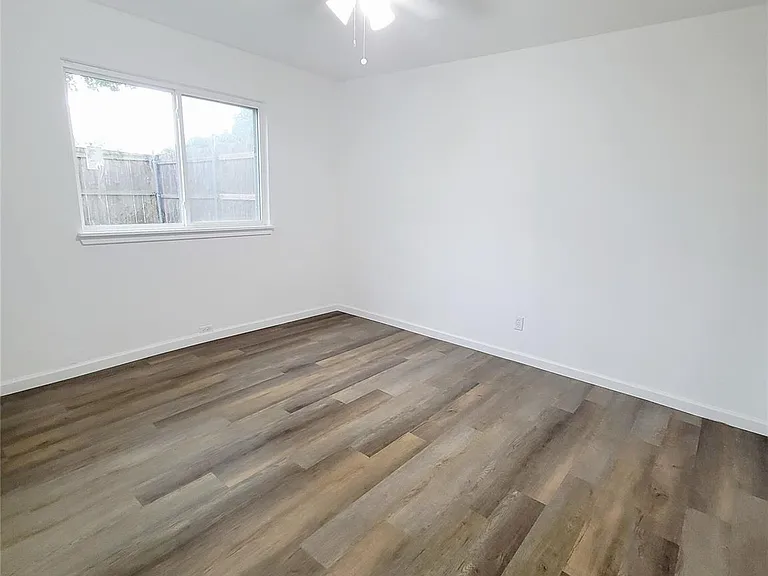 726 Arrowhead Cir — Photo 15