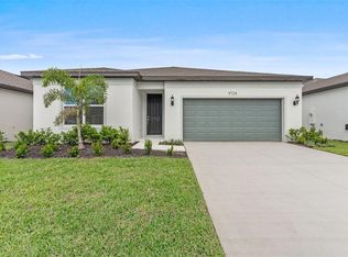 9724 Redwood Heights Loop, Thonotosassa, FL 33592