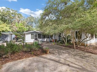 207 Lovejoy Rd, Fort Walton Beach, FL 32548