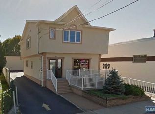 22 Main Ave, Wallington, NJ 07057