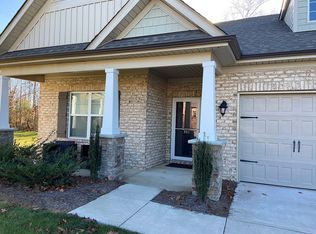801 Rollingbrook Ct, Clemmons, NC 27012