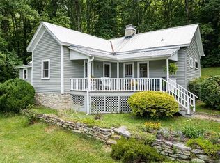 6900 Howard Gap Rd, Saluda, NC 28773