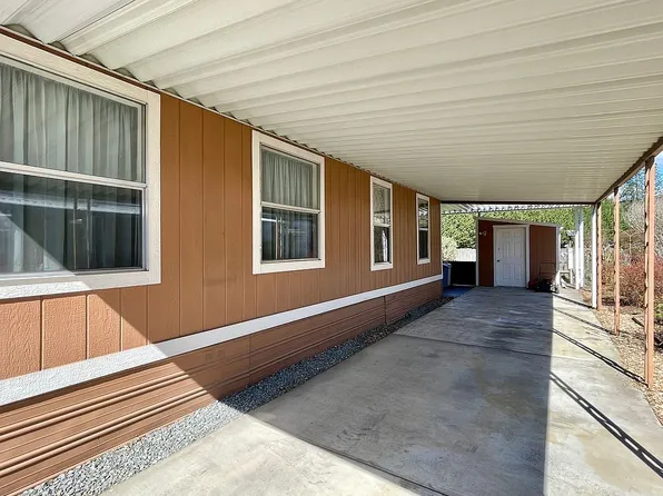 2019 Rogue River Hwy Unit 34, Gold Hill, OR 97525
