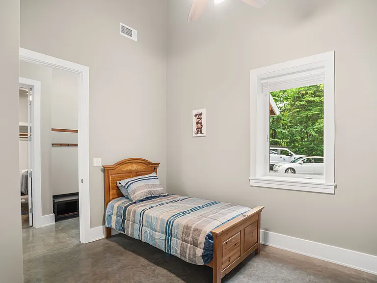 205 Woodcraft Dr — Photo 16