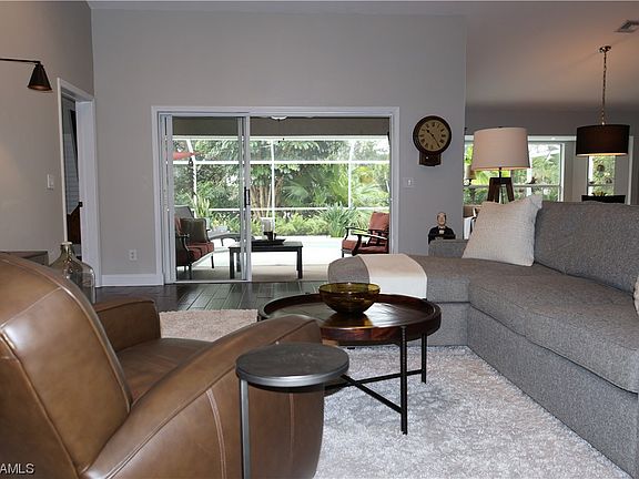 5th image of 631 Lambton Ln