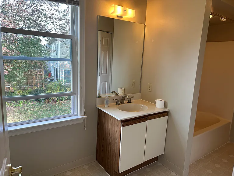 375 Jonathan Ct — Photo 11