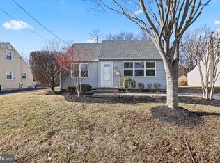 312 Wynnewood Rd, Ewing, NJ 08628