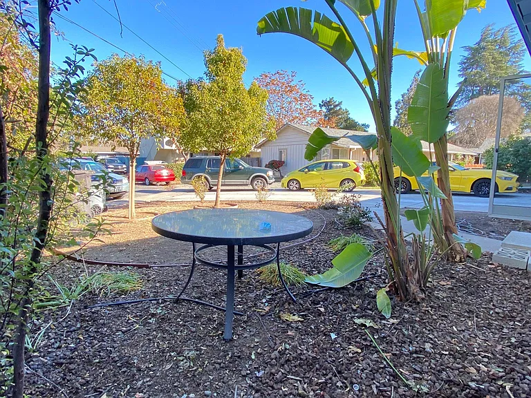 341 Higdon Ave — Photo 16