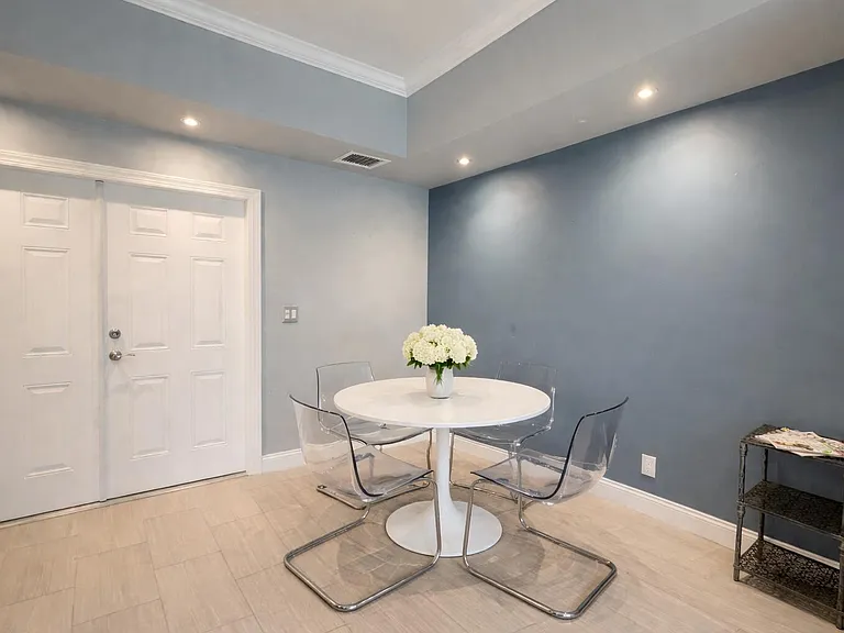 1827 Len Dr — Photo 7