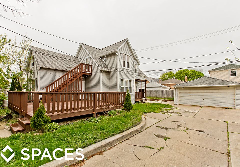 2nd image of 6046 W Giddings St APT 3F