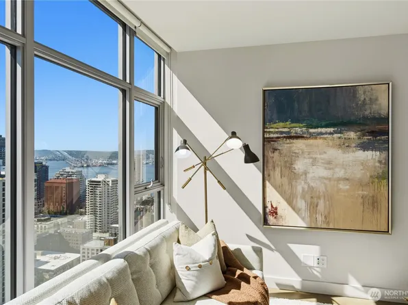 583 Battery Street #3602N, Seattle, WA 98121