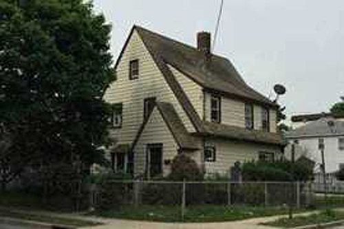 1st image of 80 Burr Ave