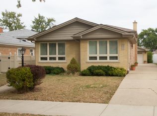 8657 N Merrill St, Niles, IL 60714