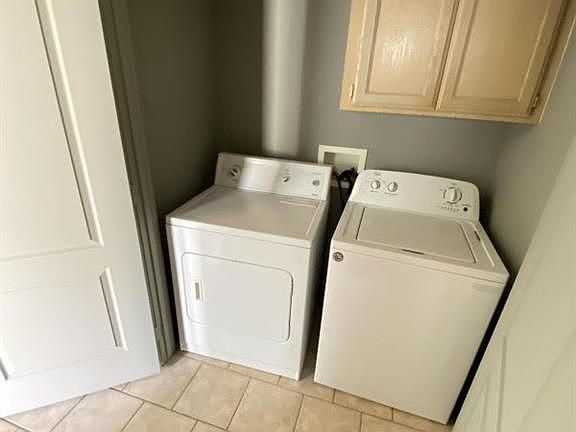 3rd image of 1315 Acme Ln #3
