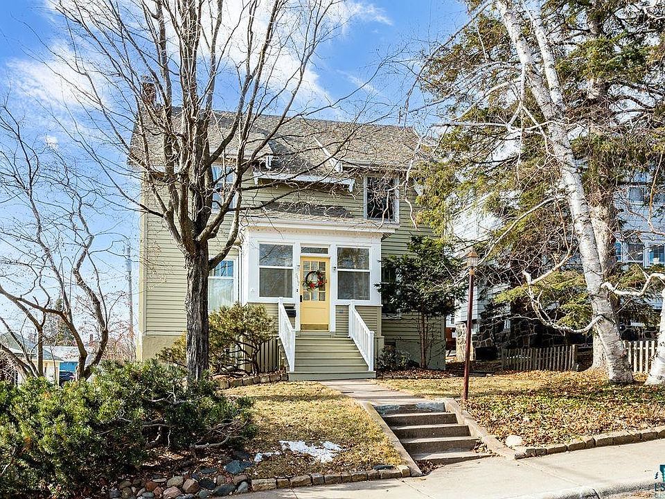 1st image of 517 N 20th Ave E