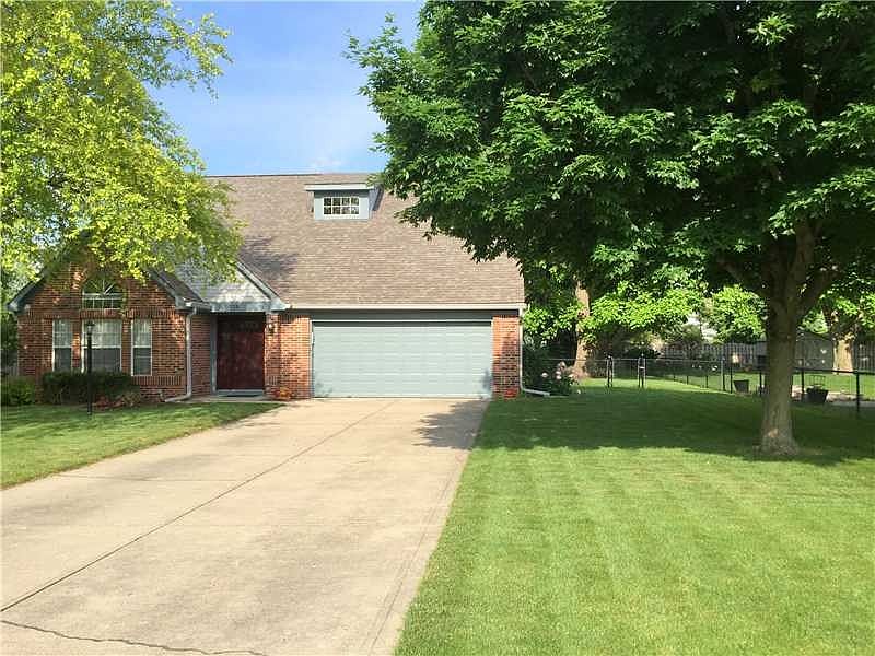 Exterior Front. Move In Ready home on a cul de sac / court,  in a wonderful neighborhood with no active home owner association.  It has a long ez care concrete driveway, a fenced yard, deck, storage shed. New roof,  gutters, paint, and HVAC in this total 