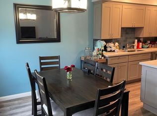 1448 Maxwell Ln, Upland, CA 91786