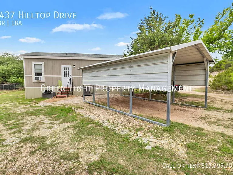 9437 Hilltop Dr — Photo 2