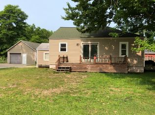 1309 E Hile Rd, Norton Shores, MI 49441
