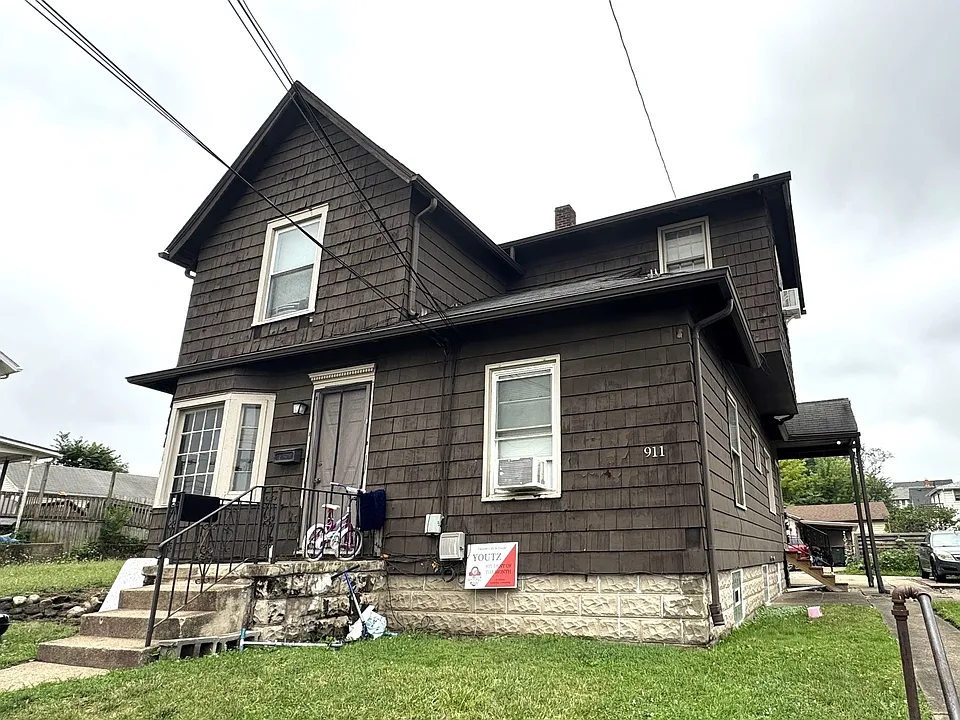 911 Camden Ave SW #2