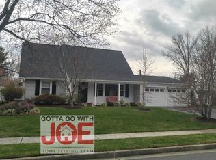 12903 Mount Royal Ln, Fairfax, VA 22033