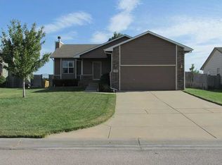 721 E Laramie Cir, Maize, KS 67101