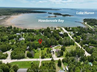 12 Isabella St, South Bruce Peninsula, ON N0H2T0
