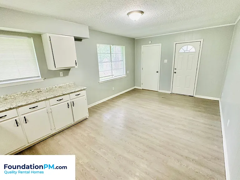 5099 Blacksmith Dr — Photo 4