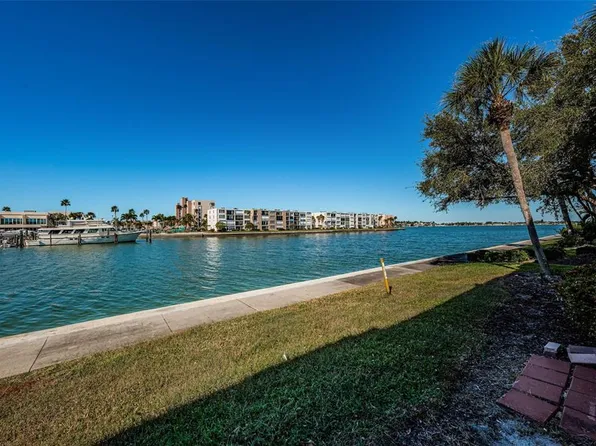 7420 Bay Island Dr S APT 171, South Pasadena, FL 33707