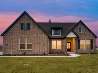 202 Meadow Vista Dr, Rhome, TX 76078