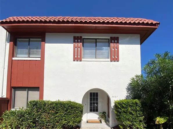 2067 Oak Meadow Cir, South Daytona, FL 32119