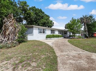 2905 Red Oak Dr, Jacksonville, FL 32277