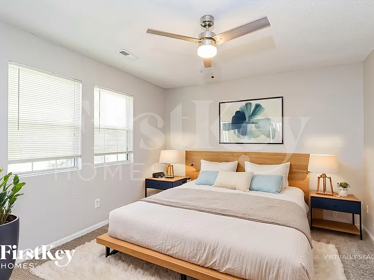 1716 Virginia St — Photo 11
