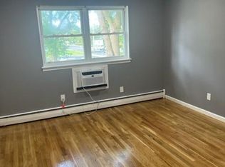 289 Main St APT 1B, Spotswood, NJ 08884