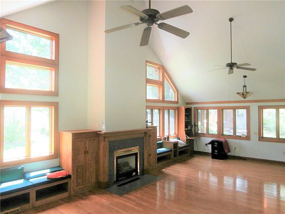 3rd image of 4210 N Taliesin Ln