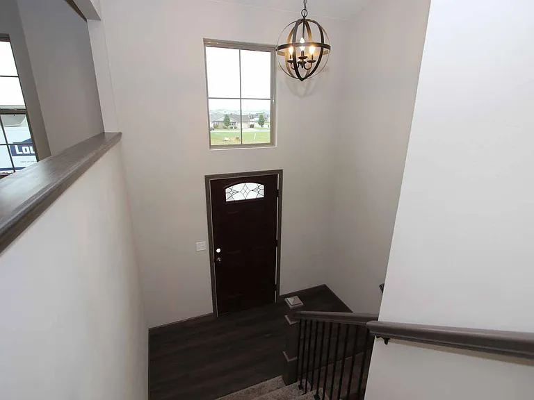 300 Olyvia Dr — Photo 4