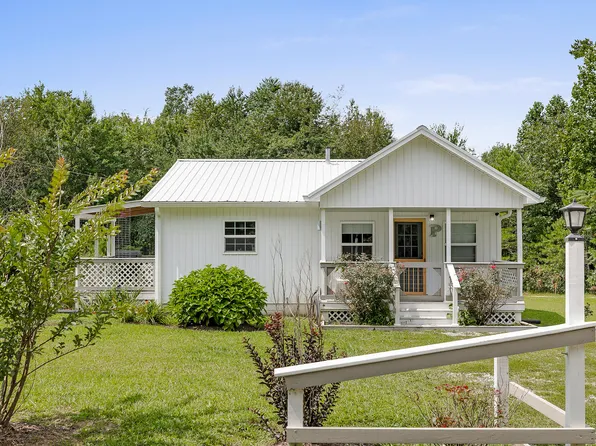 246 Poplar Rd, Pikeville, TN 37367