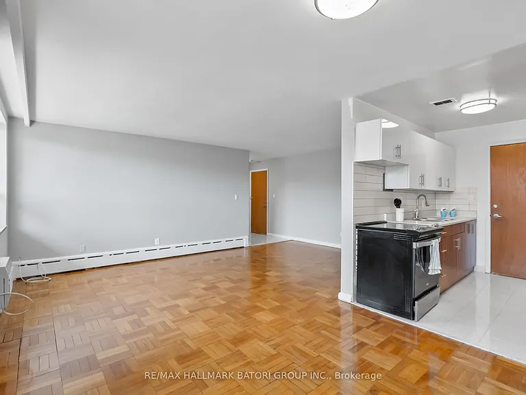 159 Russell Hill Rd #403 — Photo 17