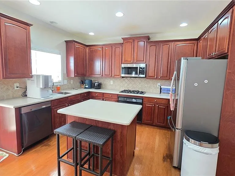 4060 Suwanee Bend Dr — Photo 10